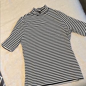 Banana Republic Black and White Striped Tee